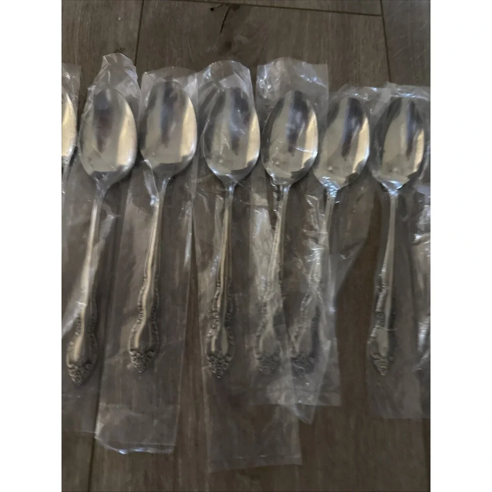 Vtg NEW 11 Imperial Flatware‎ Fleurette Oval Soup Place Spoons Serving Spoons